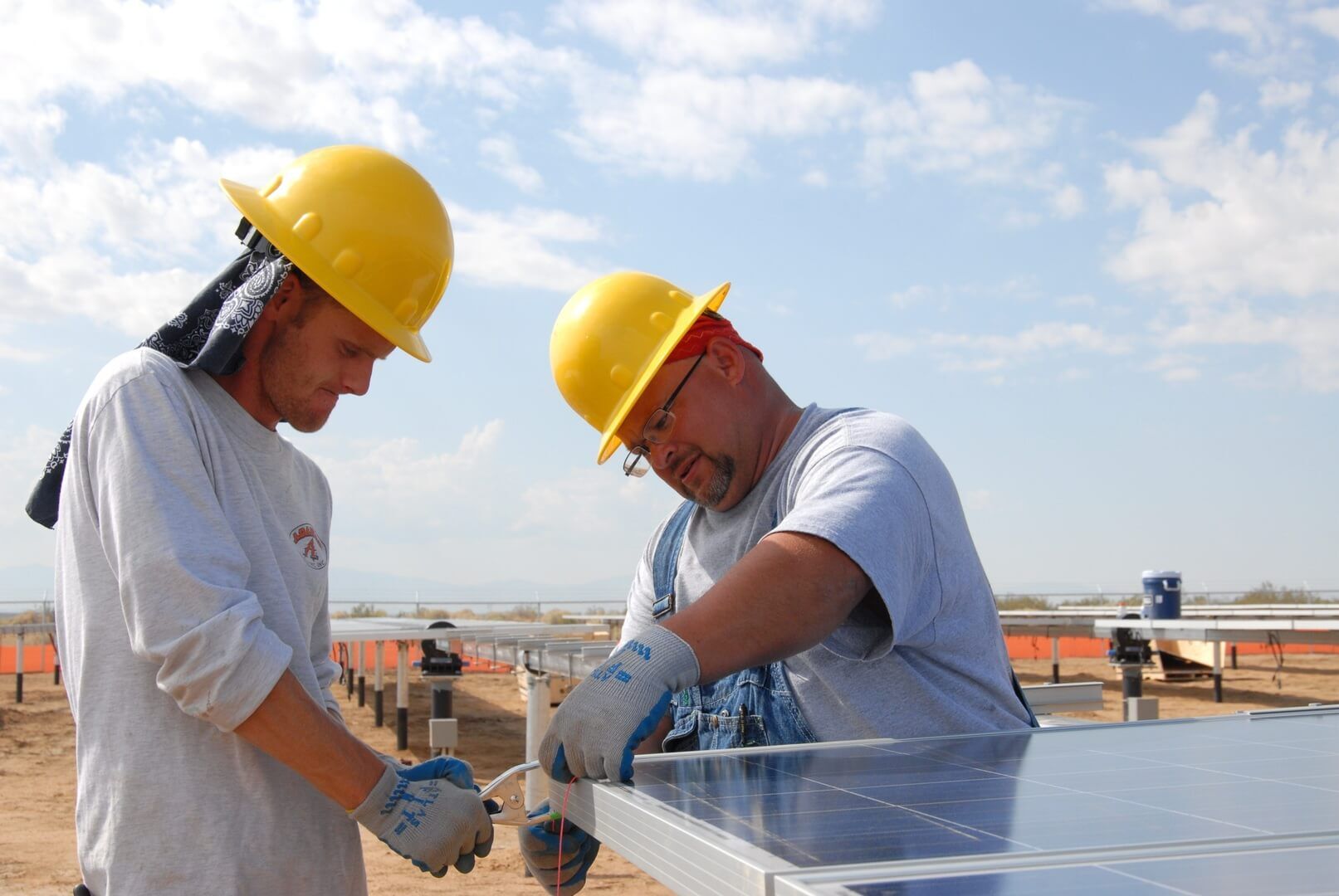 building-construction-industry-solar-energy-site-755446-pxhere.com (1)